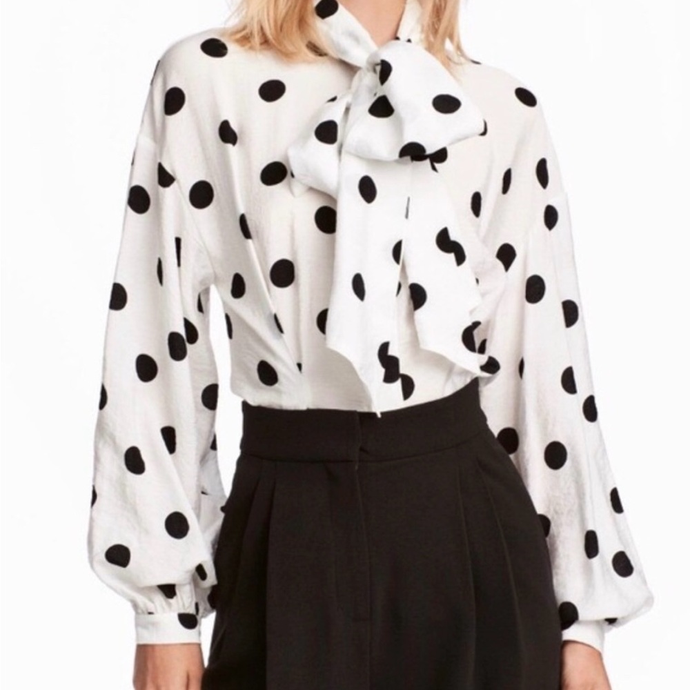 H&M Polka Dot Pussy Bow Blouse White Black Long Sleeve
